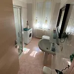 Apartment Di Arhet Parma